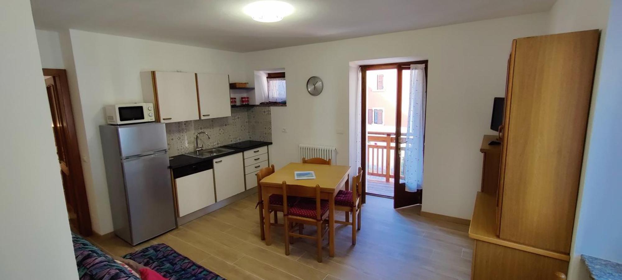 Casa Lucianer Lejlighed Molveno Eksteriør billede